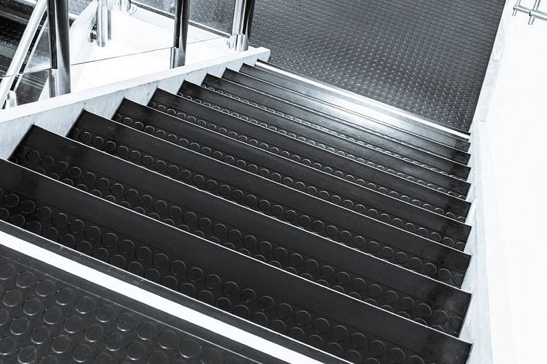 Sol souple caoutchouc - Escaliers